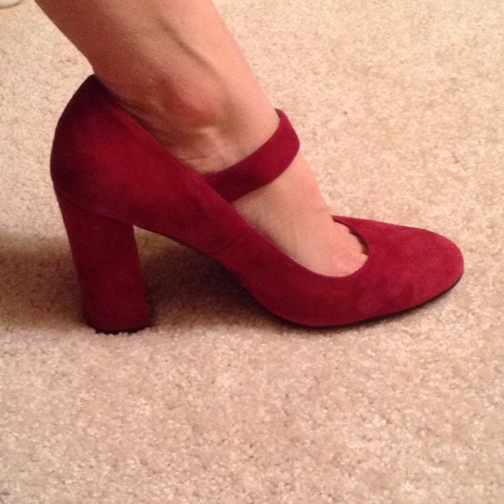 Women's red leather upper shoe